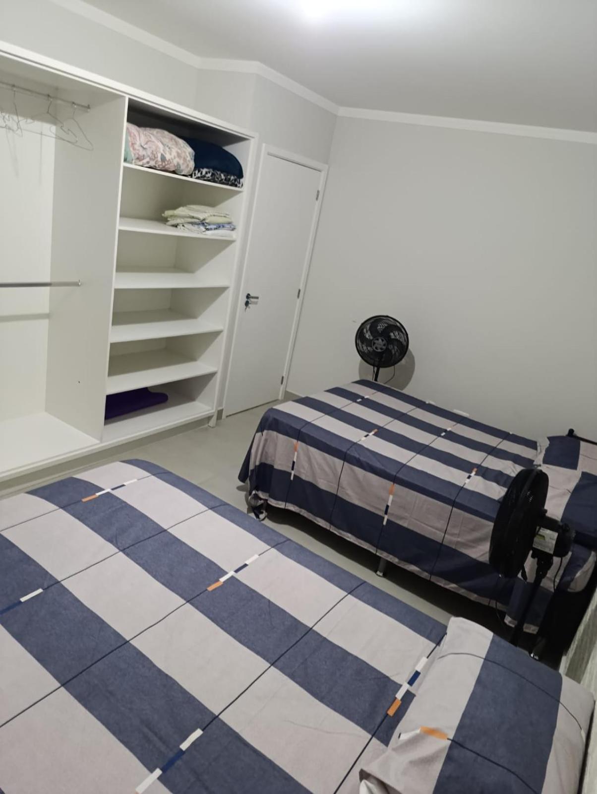 Agradavel Apartamento Em Bairro Silencioso... コンボリウー エクステリア 写真