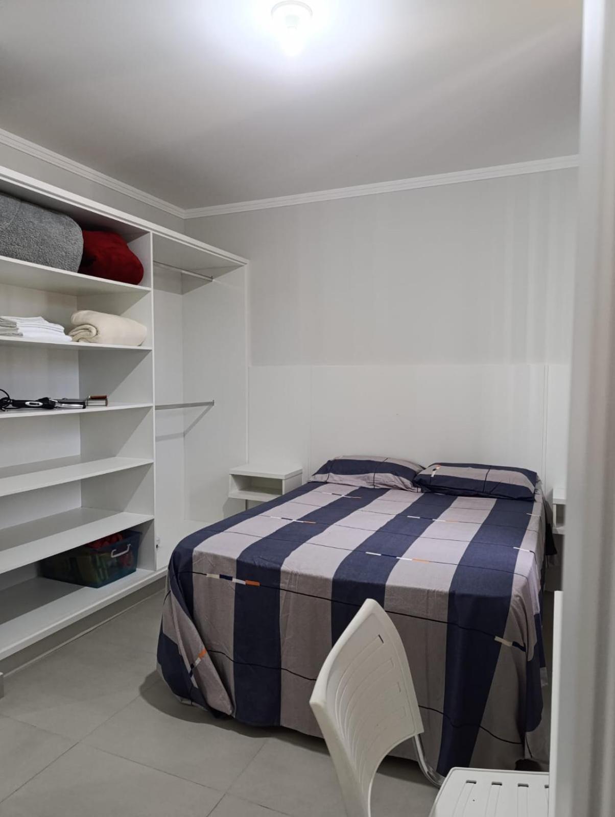 Agradavel Apartamento Em Bairro Silencioso... コンボリウー エクステリア 写真